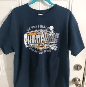 San Antonio Spurs 5x World Champions T-Shirt